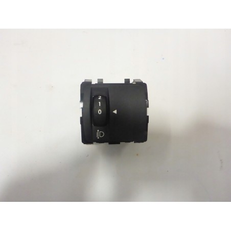 PANEL REGULACJI ŚWIATEŁ RENAULT KADJAR 15-