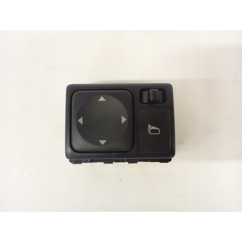 PRZEŁĄCZNIK REGULACJI LUSTEREK MICRA K13 10-16