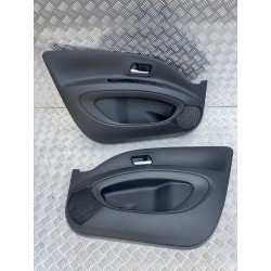 BOCZEK DRZWI PRZÓD AYGO X 22-