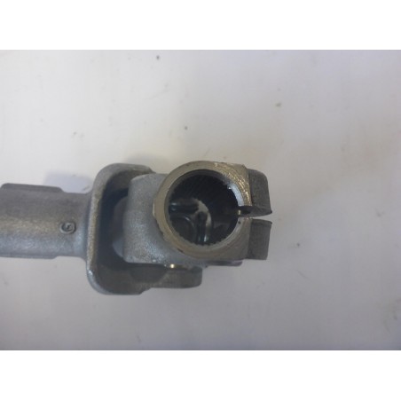 KRZYŻAK KOLUMNY KIEROWNICZEJ TOYOTA YARIS III 11-