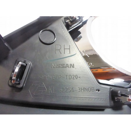 KRATKA HALOGENU LEWA PRAWA NISSAN MICRA K13 LIFT