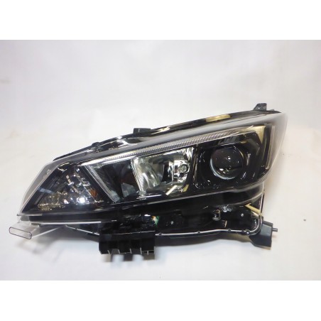 LAMPA LEWA PRAWA PRZÓD NISSAN LEAF II ZE1 17-