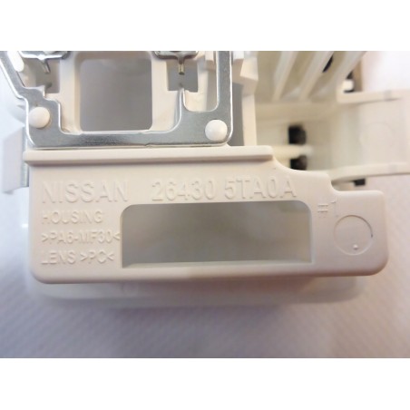 LAMPKA OŚWIETLENIE WNĘTRZA KABINY NISSAN MICRA K14