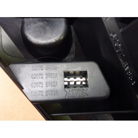 GRILL EMBLEMAT KAMERA PRZÓD NISSAN JUKE LIFT 14-
