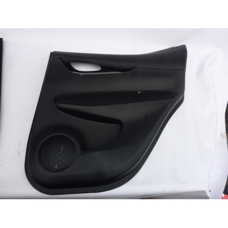 BOCZEK DRZWI PRAWY LEWY TYŁ QASHQAI J11 13-