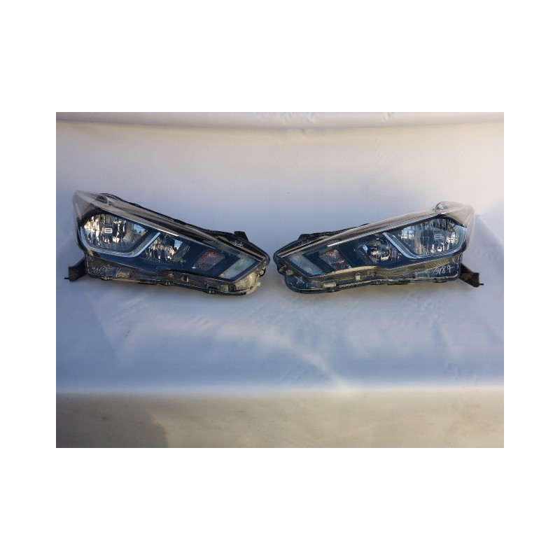 LAMPA LEWY PRAWY PRZÓD NISSAN MICRA K14 17-