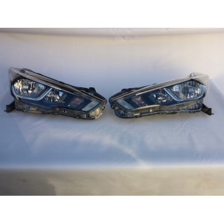 LAMPA LEWY PRAWY PRZÓD NISSAN MICRA K14 17-