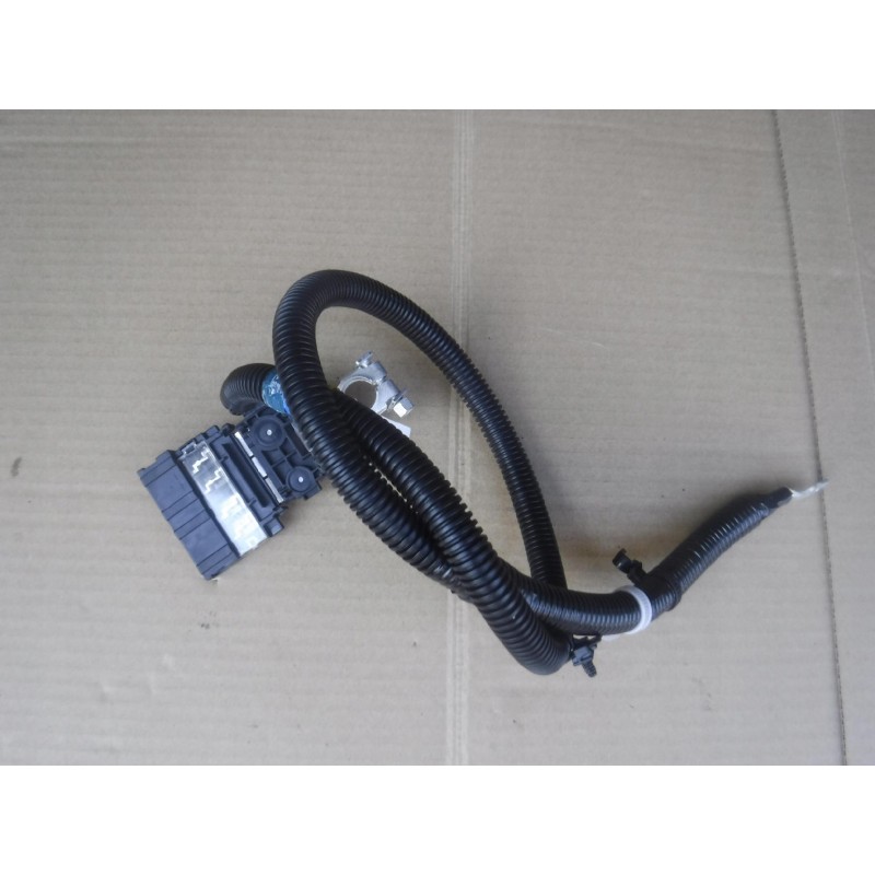 KLEMA MINUSOWA INFINITI Q50 2.2 CDI 2013-