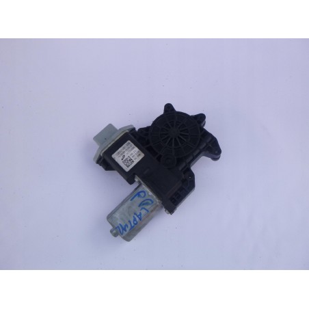 SILNICZEK SZYBY PRAWY PRZÓD RENAULT CAPTUR TED69