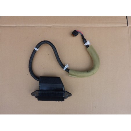 STYCZNIK DRZWI PRZESUWNYCH NISSAN NV200 EVALIA 09-