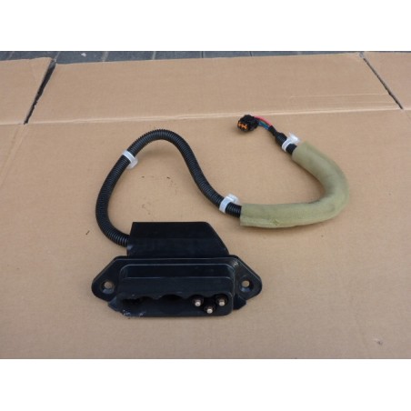 STYCZNIK DRZWI PRZESUWNYCH NISSAN NV200 EVALIA 09-