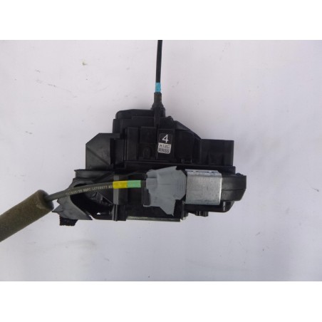 ZAMEK KLAMKA DRZWI PRAWY TYŁ NISSAN JUKE 10-