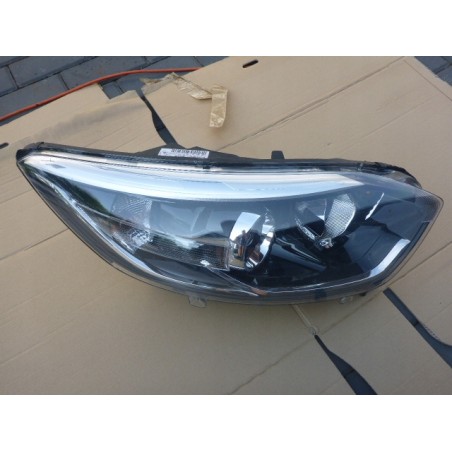 LAMPA PRAWA PRAWY PRZÓD RENAULT CAPTUR 13- UK