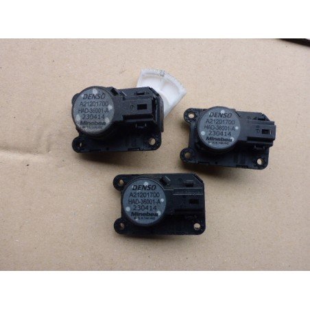 SILNICZEK NAGRZEWNICY RENAULT CAPTUR 13-