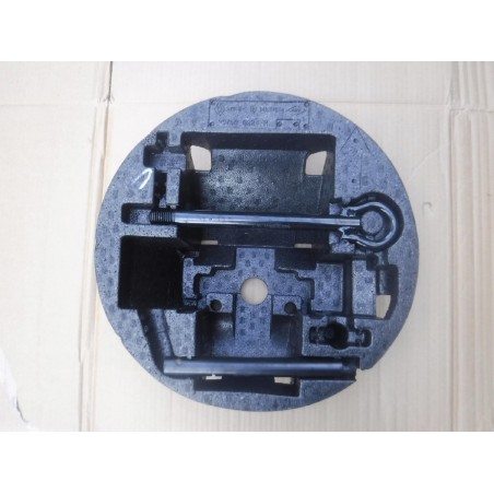 WKŁAD KOŁA ZAPASOWEGO KLUCZ RENAULT ZOE 2013-