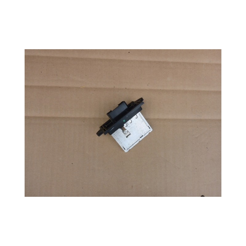 REZYSTOR NAWIEWU OPORNICA NISSAN NV200 09-