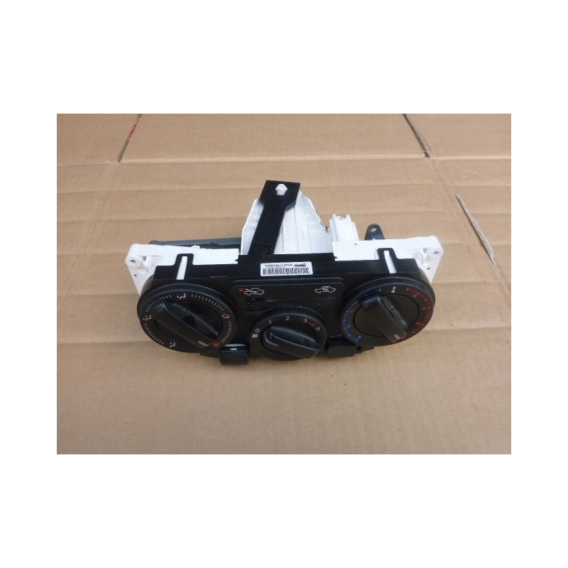 PANEL NAWIEWU NISSAN NV200 EVELIA 09-