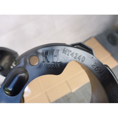 MOCOWANIE KOSZYK HALOGENU LEWY PRAWY JUKE 10- NOWE