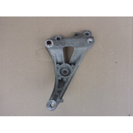 ŁAPA SPRĘŻARKI KLIMY CITROEN PEUGEOT 1.6 VTI