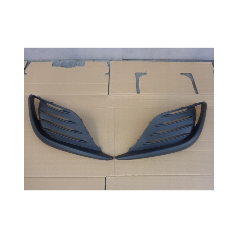 ZAŚLEPKA KRATKA HALOGENU LEWA PRAWA SCENIC IV 16-