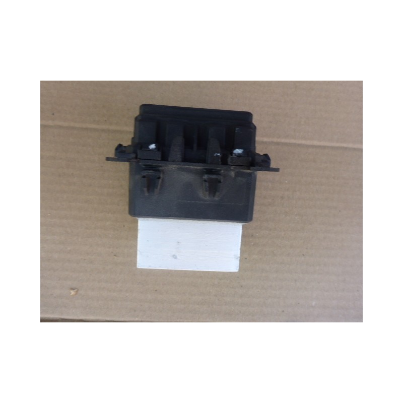 REZYSTOR DMUCHAWY NAGRZEWNICY CLIO IV 12-