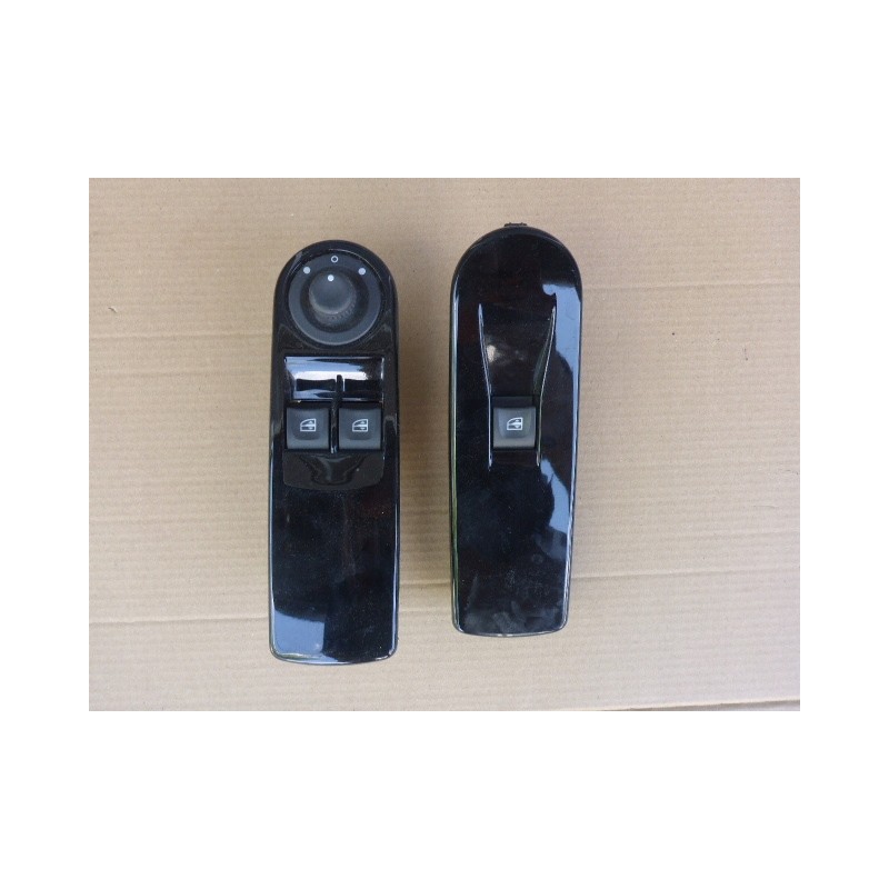 PRZEŁĄCZNIK SZYB LUSTEREK LEWY PRZÓD CLIO IV 2012-