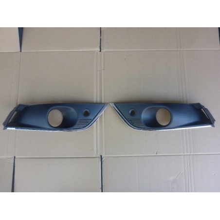 KRATKA RAMKA CHROM HALOGENU RENAULT MEGANE IV 16-