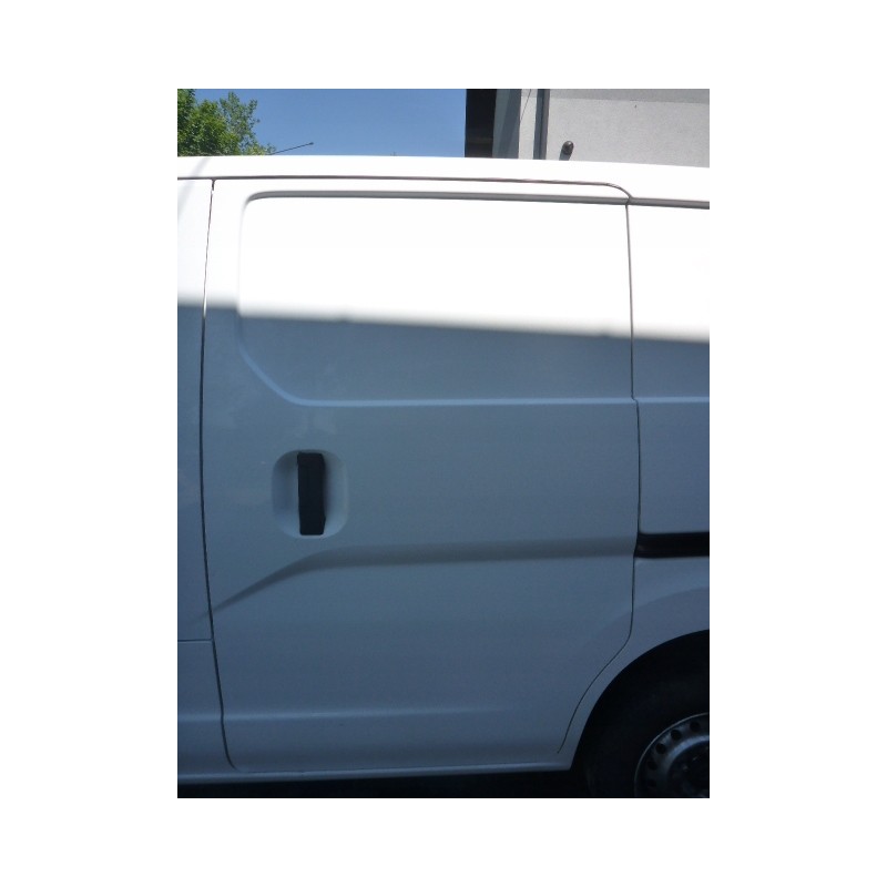 DRZWI BOCZNE PRZESUWNE LEWE BIAŁE NV200 QM1 09-