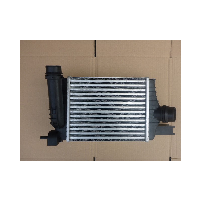 INTERCOOLER CHŁODNICA POWIETRZA DUSTER 1.2 TCE 10-