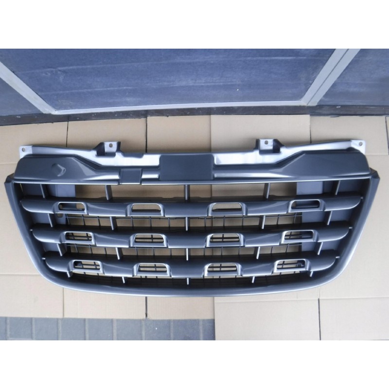 GRILL ATRAPA ZDERZAKA RENAULT MASTER III 2010-2014