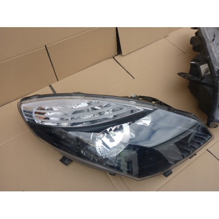 LAMPA PRAWY PRZÓD GRAND SCENIC III 09- UK