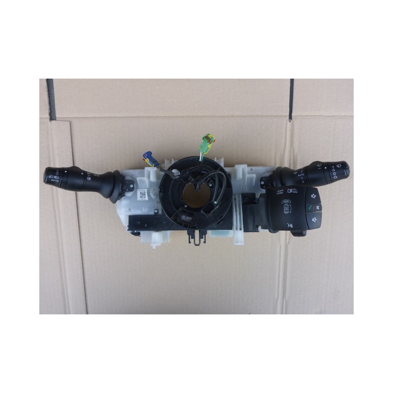 PRZEŁĄCZNIK ZESPOLONY PAJĄK SCENIC III 09-