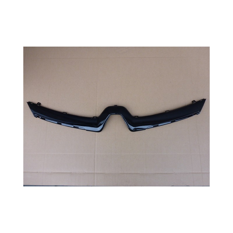 GRILL NAKŁADKA LISTWA ATRAPY RENAULT CLIO IV 12-