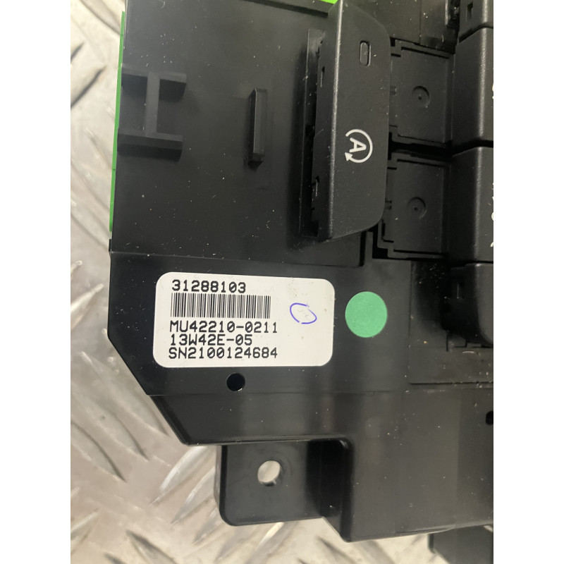 PANEL KLIMATYZACJI RAMKA KONSOLA VOLVO V40 13-