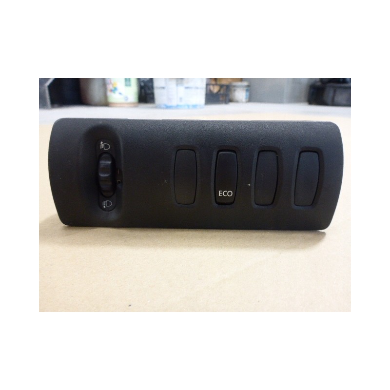 PRZEŁĄCZNIK PANEL REGULACJI ŚWIATEŁ ECO KANGOO II