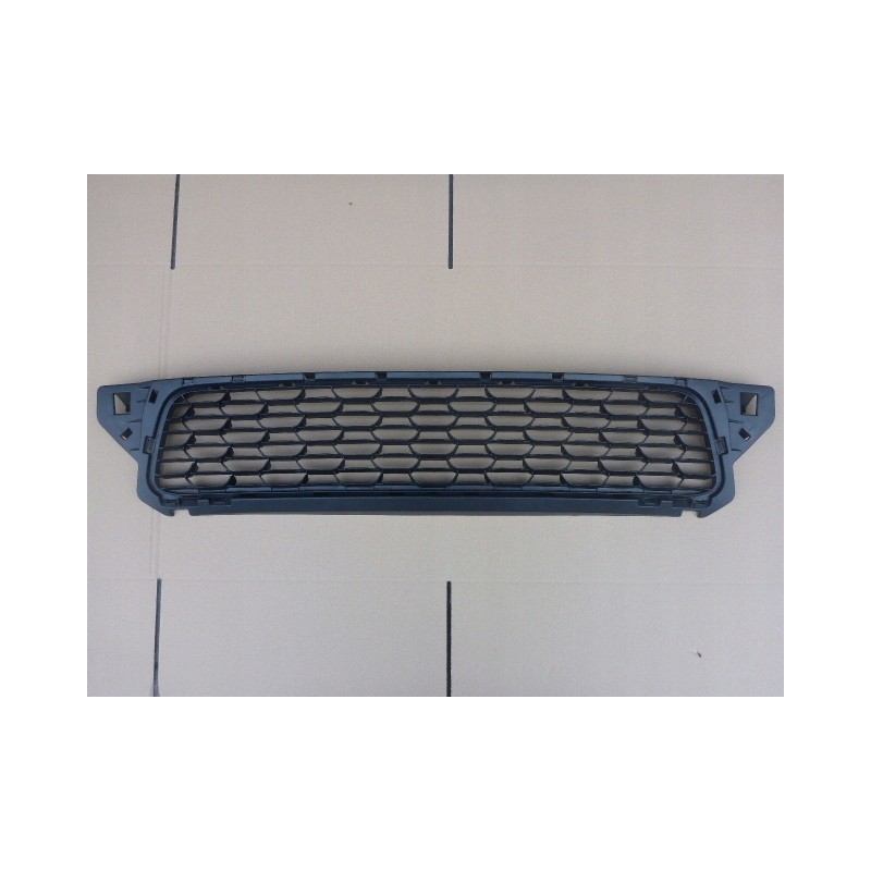 ATRAPA KRATKA ZDERZAKA PRZÓD DACIA DUSTER 2013-