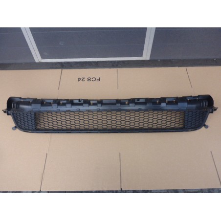 ATRAPA KRATKA ZDERZAKA PRZÓD TRAFIC III 3 14-