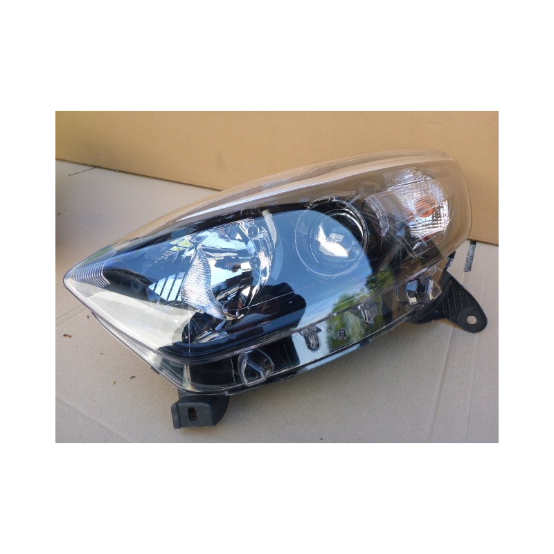 Reflektor Lampa Lewa Prawa Prz D Renault Captur