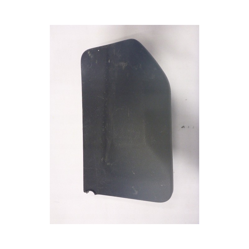 ZAŚLEPKA SŁUPKA PRAWY TYŁ JUMPY EXPERT PROACE 16-