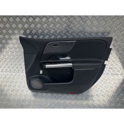 BOCZEK DRZWI PRZÓD PRAWY B KLASA W247 UK