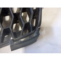 ATRAPA KRATKA GRILL TOYOTA YARIS II -05-11