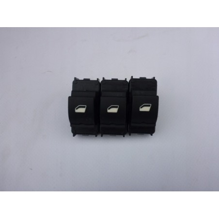 PRZEŁĄCZNIK SZYB PEUGEOT 3008 II 16- P84