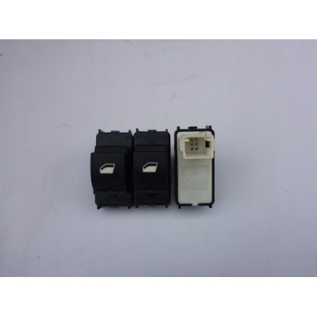 PRZEŁĄCZNIK SZYB PEUGEOT 3008 II 16- P84