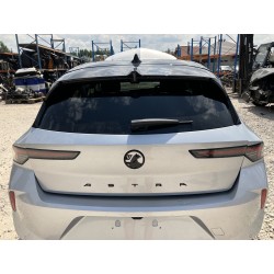 KLAPA BAGAŻNIKA KOMPLETNA OPEL ASTRA L VI HB 22- EZR