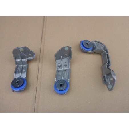 WSPORNIK INTERCOOLERA PEUGEOT TRAVELLER EXPERT IV