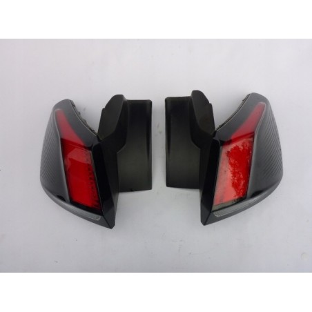 LAMPA TYŁ LEWA PRAWA W BŁOTNIK PEUGEOT 3008 II 16-