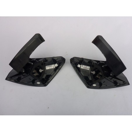 LAMPA TYŁ LEWA PRAWA W BŁOTNIK PEUGEOT 3008 II 16-