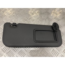 SŁONECZNIK PRAWY YARIS CROSS 21-