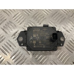 RADAR CZUJNIK PRZÓD YARIS CROSS 21-