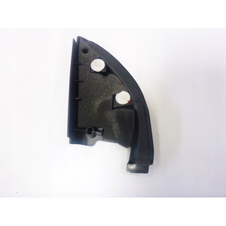 NAKŁADKA TRÓJKĄT LEWA PRAWA SUZUKI KIZASHI 2.4 09-